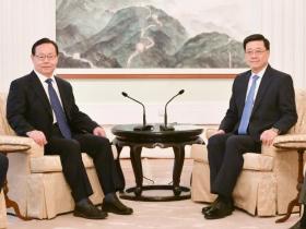 蒋作君率致公党中央代表团访问香港和澳门